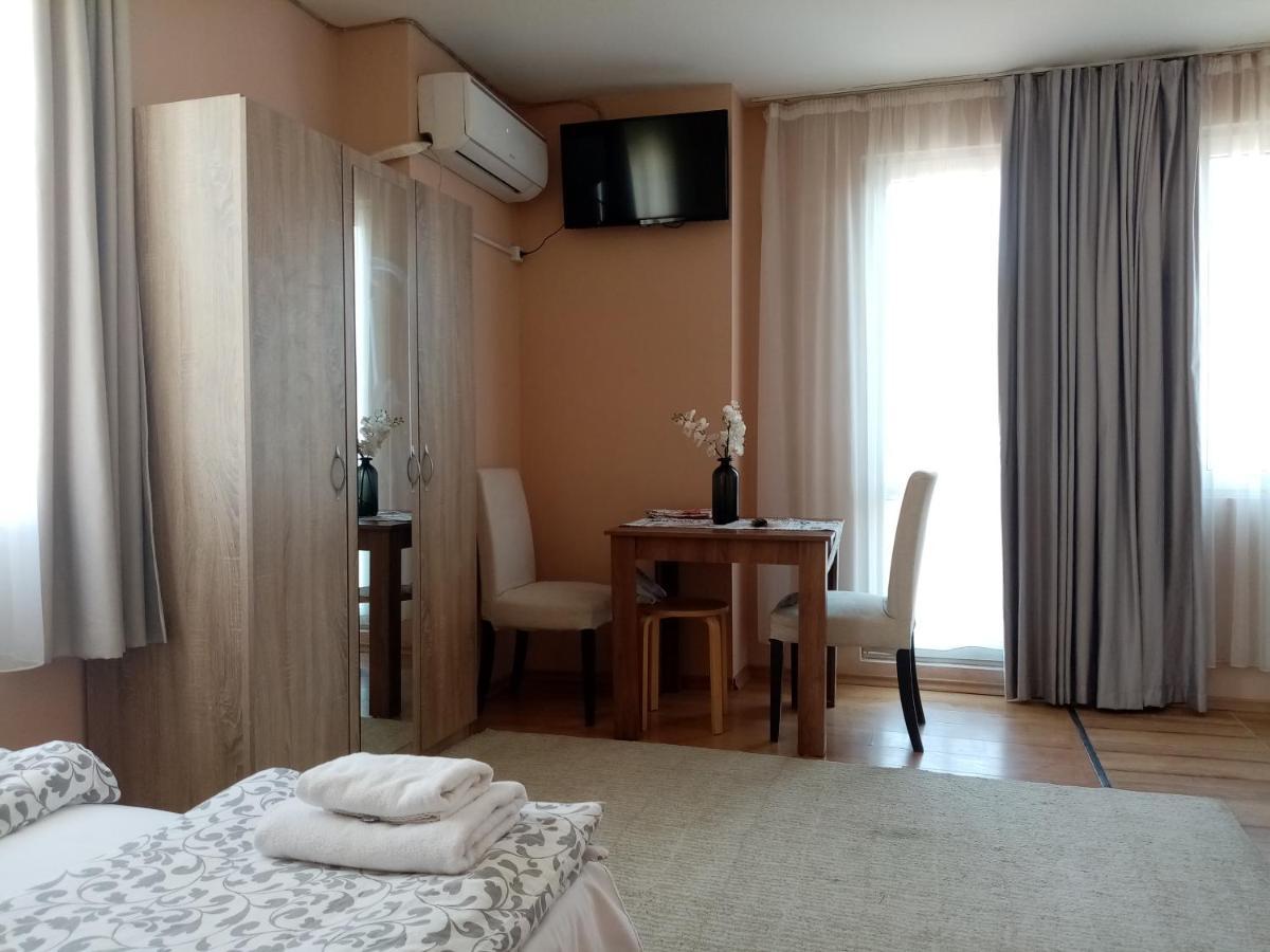 Benita Apartament *